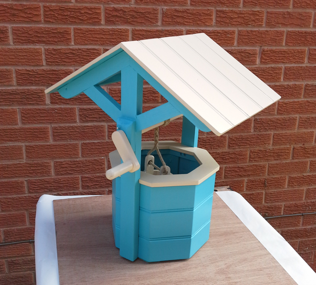Image of completed wishing well commissioned 